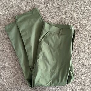 NEW Men’s olive green pants size 36/30